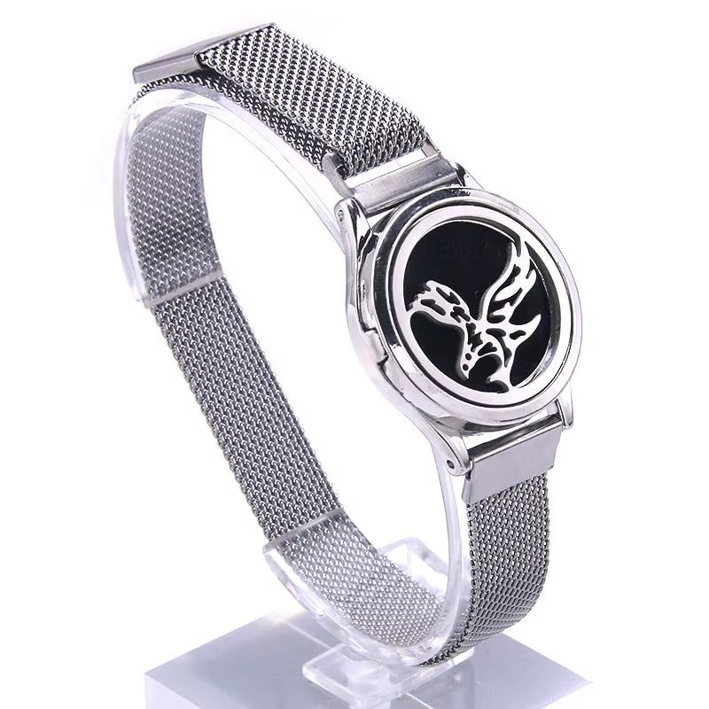 Chic Aromatherapy Bracelet for Women - Adjustable Stainless Steel Diffuser Locket with Free Essential Oil Pads