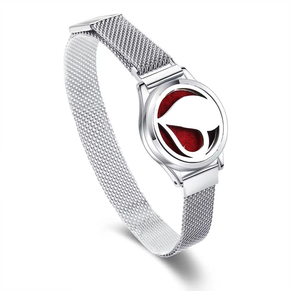Chic Aromatherapy Bracelet for Women - Adjustable Stainless Steel Diffuser Locket with Free Essential Oil Pads